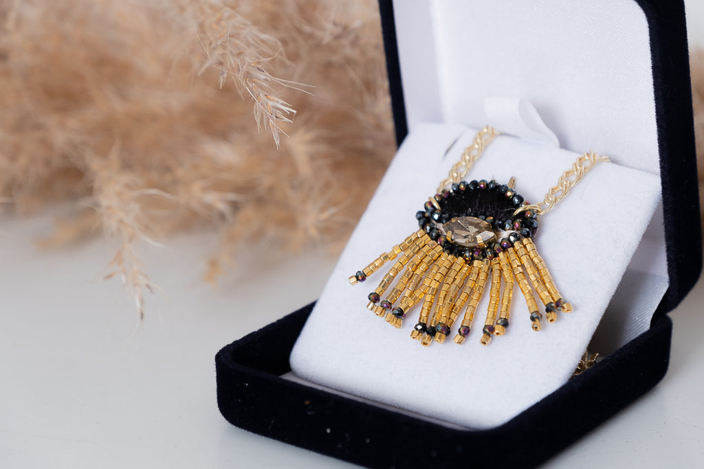 Collar Ania