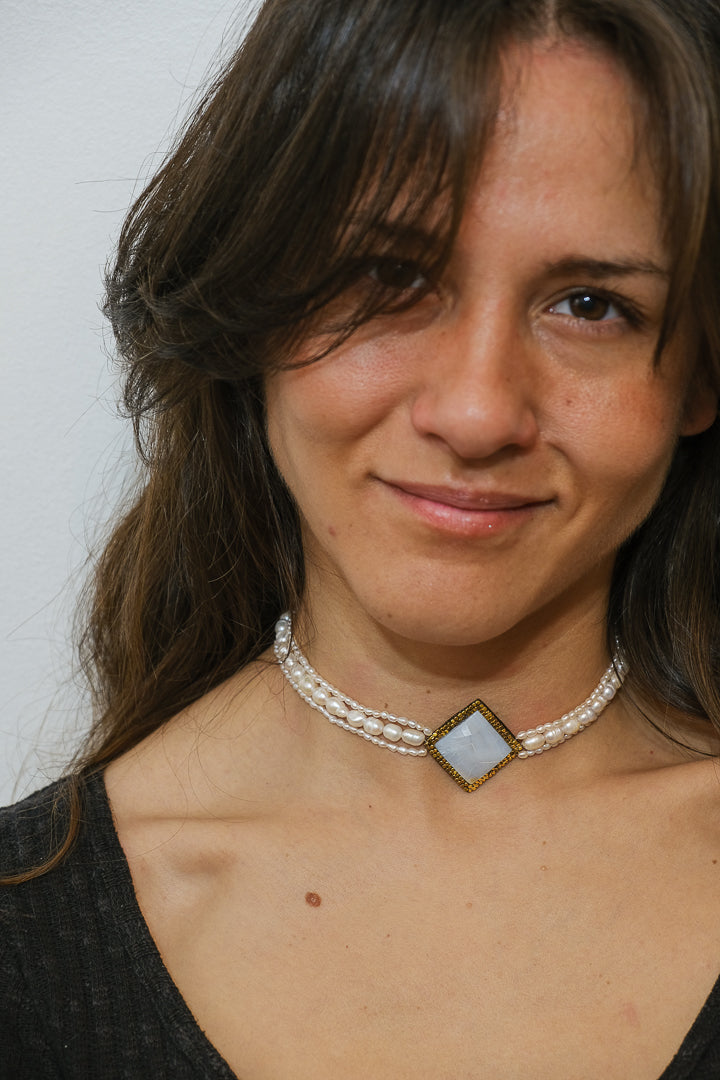 Choker Pitu
