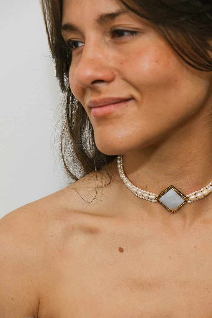 Choker Pitu